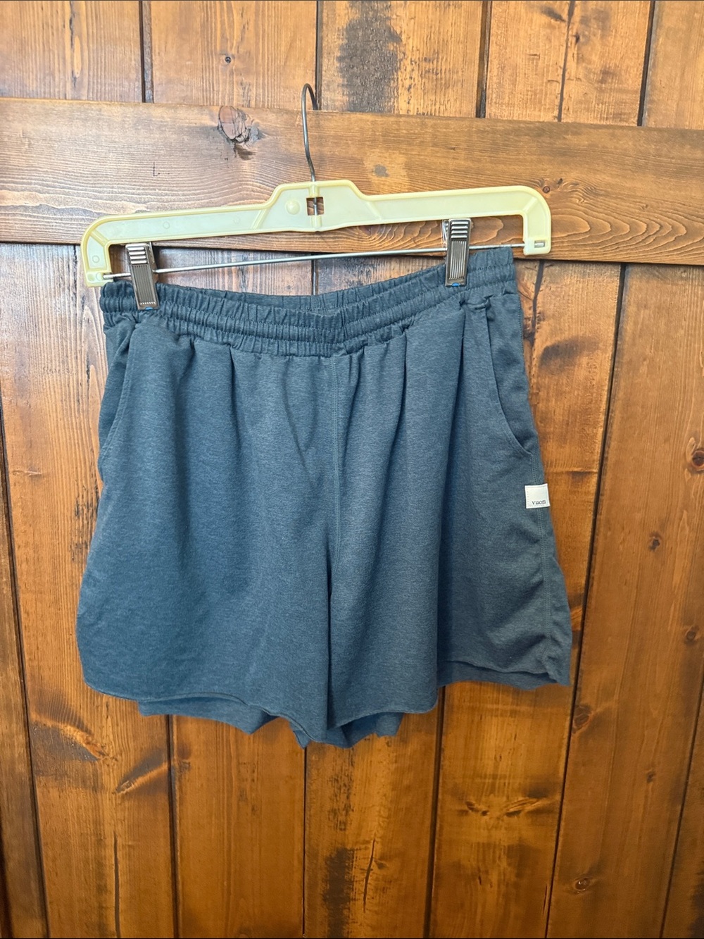 Vuori boyfriend Shorts (VW3007), Stone Heather, Size S - Picture 3 of 11